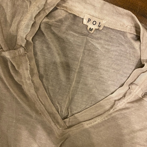 ❣️NEW-POL TOP❣️ - Picture 3 of 3